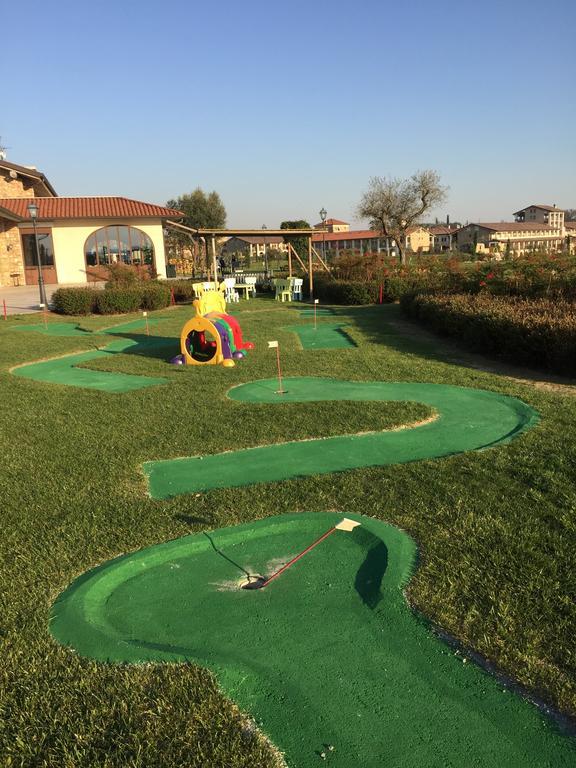 Garda Residence San Vigilio Golf Pozzolengo Exteriör bild
